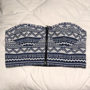 strapless patterned crop top